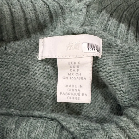 H&M Sweater, Size S - Picture 4 of 4